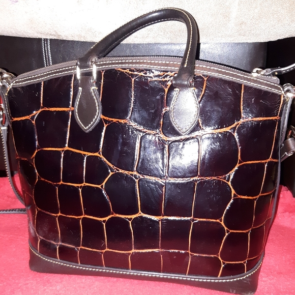 Handbag - Picture 2 of 9